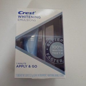 Crest Whitening Emulsions 1 Minute Apply & Go.  New in unopened box.  One tube.
